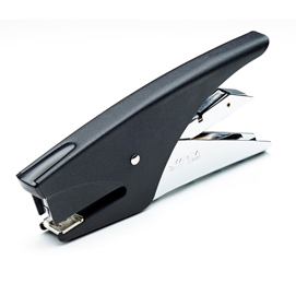 CUCITRICE A PINZA KARTIA - C/AVANCARICA - PASSO 6 - NERO - ITERNET 95047