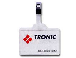PORTANOME CON CLIP IN PLASTICA - 9X6 CM - FAVORIT 36297