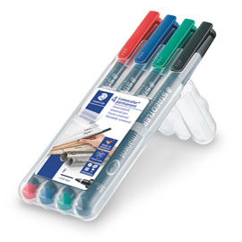 PENNARELLO ASTUCCI LUMOCOLOR PERMANENT 318 - PUNTA 0,6MM - 4 COLORI  - STAEDTLER 25095