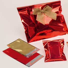 BUSTE REGALO IN PPL - METAL LUCIDO - ROSSO - 20 X 35 + 5CM - CON PATELLA ADESIVA - PNP - CONF. 50 BUSTE 76967